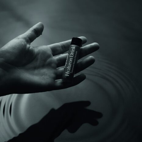 Hand Traveller Hand Traveller